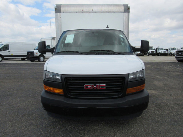 Used 2022 GMC Savana 3500 Extended w/ Power Convenience Package RWD image 8