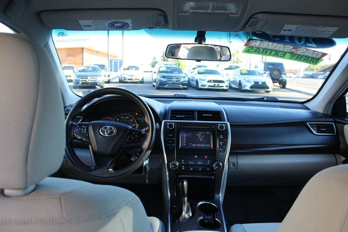 Used 2015 Toyota Camry LE FWD image 22