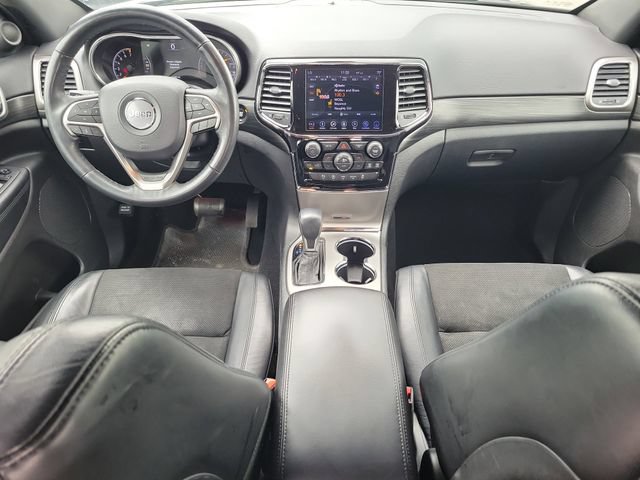 Used 2019 Jeep Grand Cherokee Altitude AWD/4WD image 9