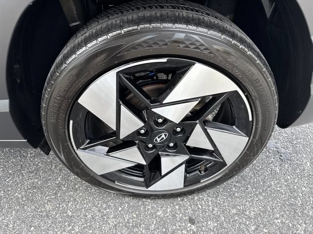 Used 2024 Hyundai Kona Limited FWD image 30