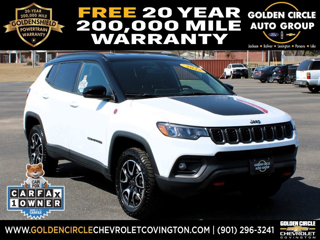 Used 2025 Jeep Compass Trailhawk AWD/4WD image 1