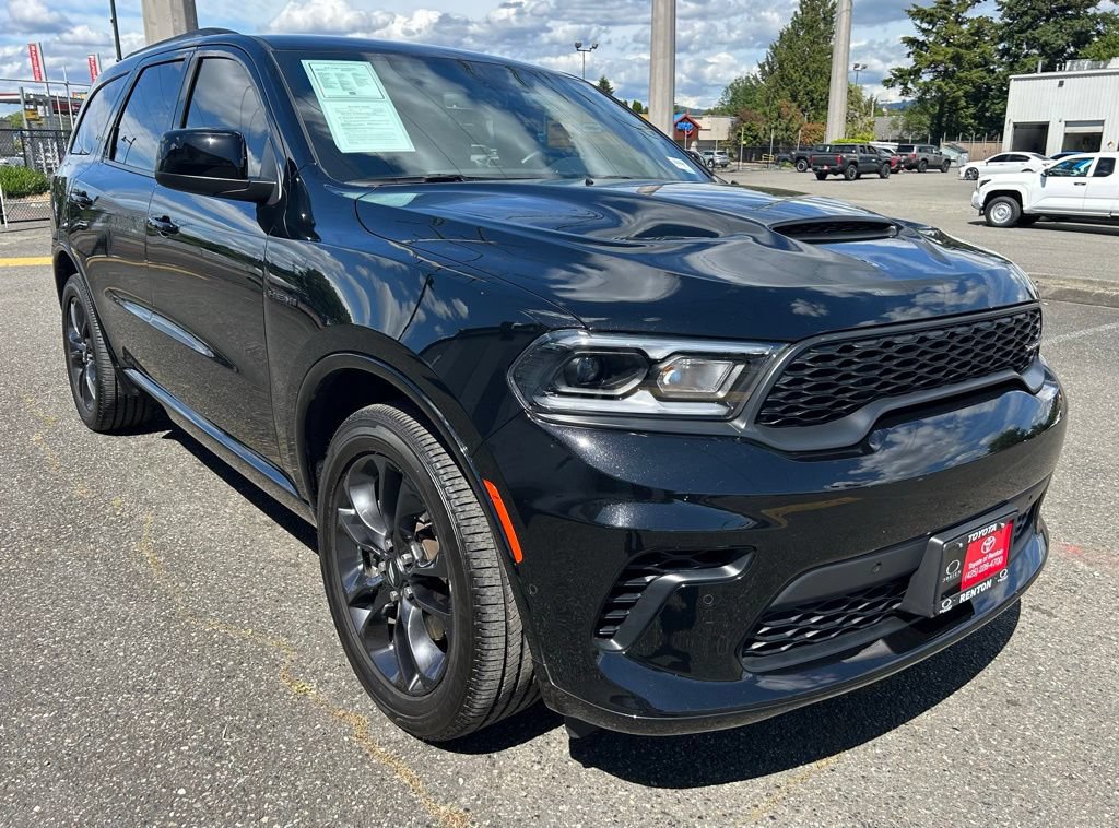 Used 2025 Dodge Durango R/T w/ Blacktop Package AWD/4WD image 3