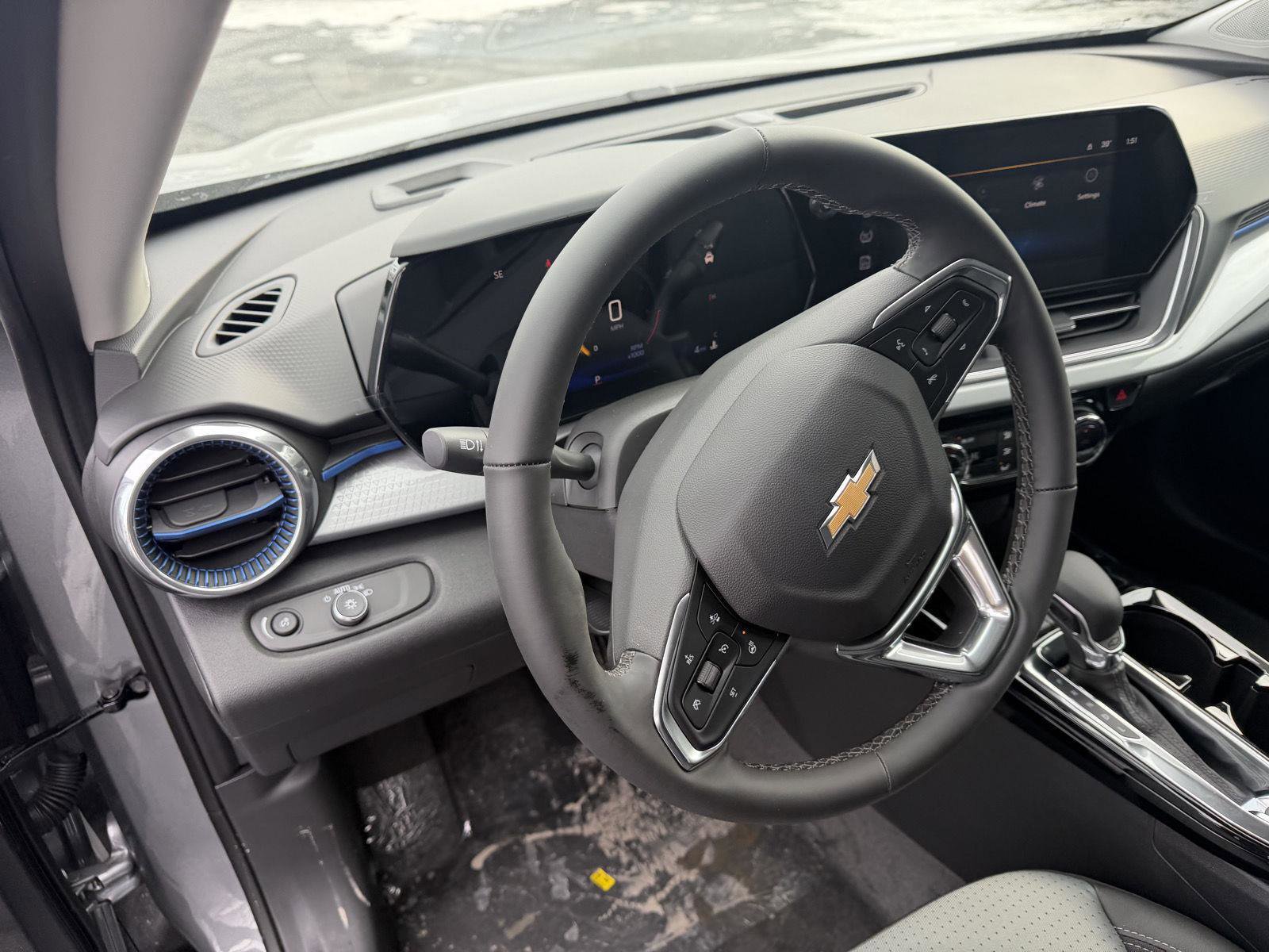 New 2026 Chevrolet Trax LT w/ Driver Confidence Package image 12