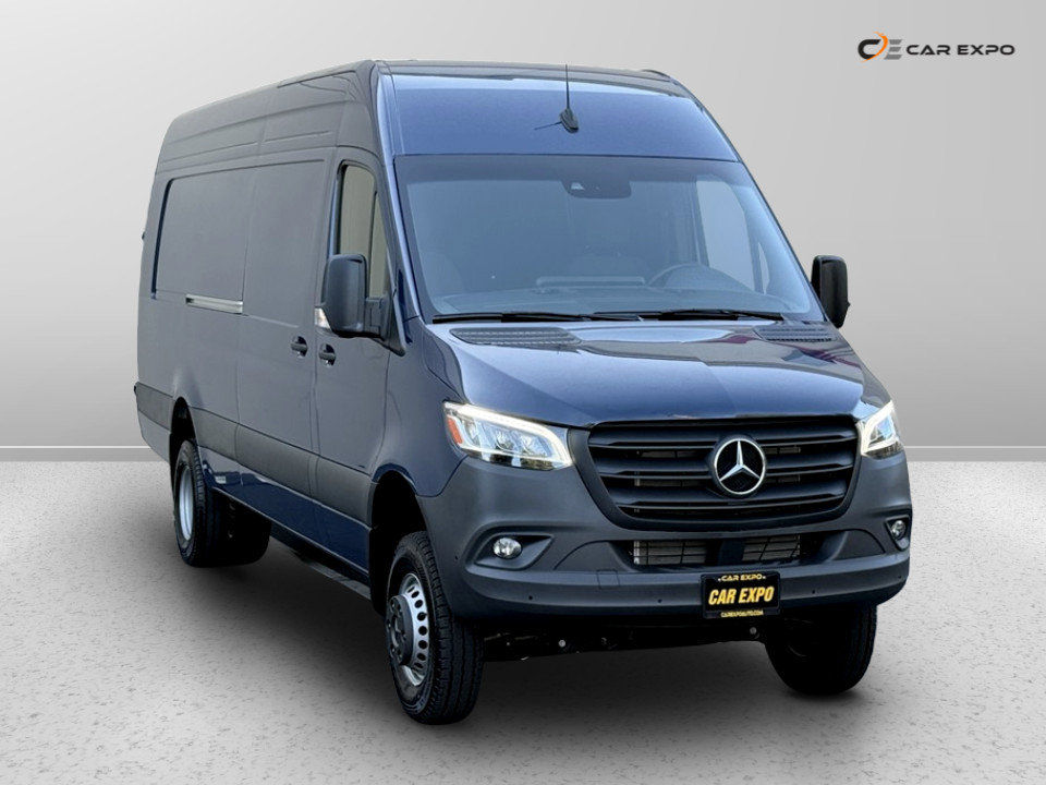 Used 2024 Mercedes-Benz Sprinter 3500 image 3