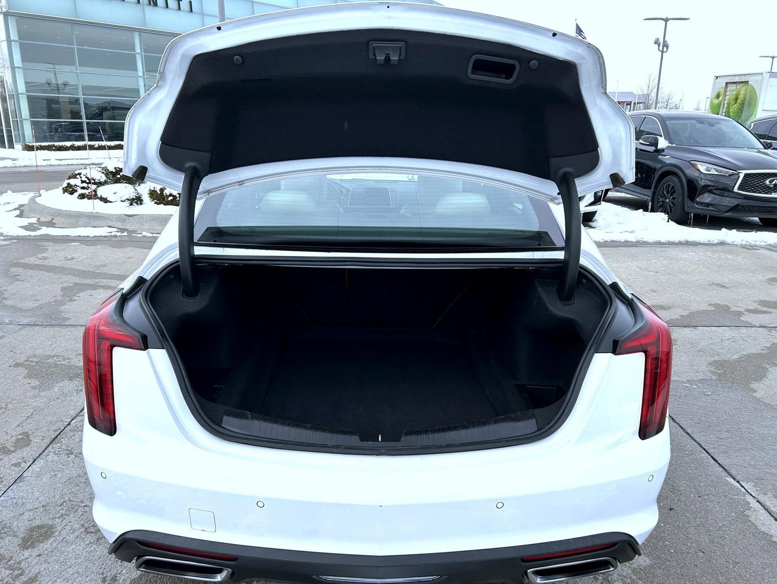 Used 2023 Cadillac CT5 Luxury image 21