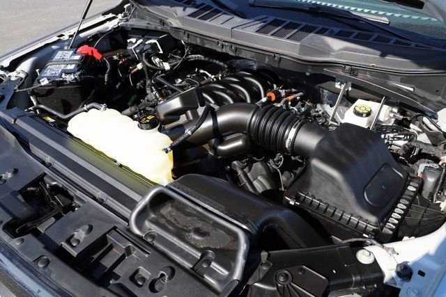 Used 2025 Ford F150 XLT w/ Equipment Group 301A Standard image 4