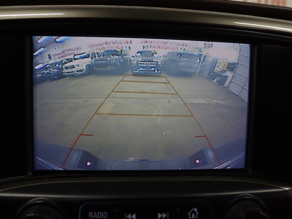 Used 2018 Chevrolet Silverado 1500 High Country image 24