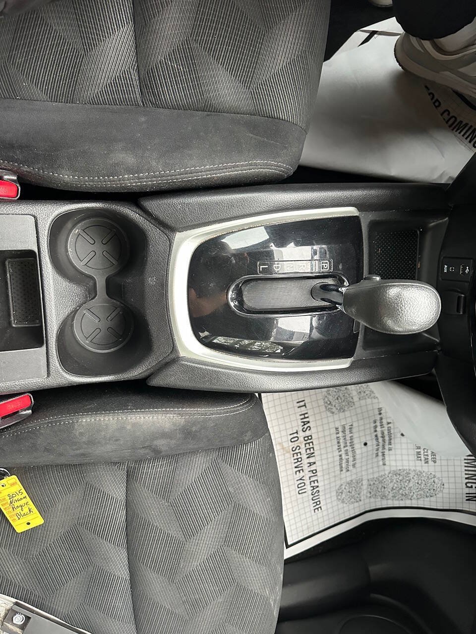 Used 2015 Nissan Rogue SV FWD image 15