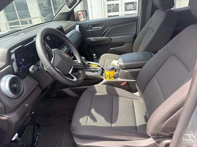 Used 2024 Chevrolet Colorado LT w/ LT Convenience Package II RWD image 5