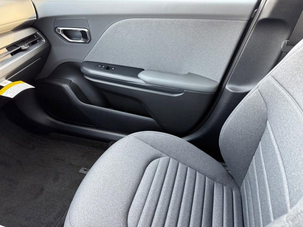 New 2025 Kia K4 EX image 15