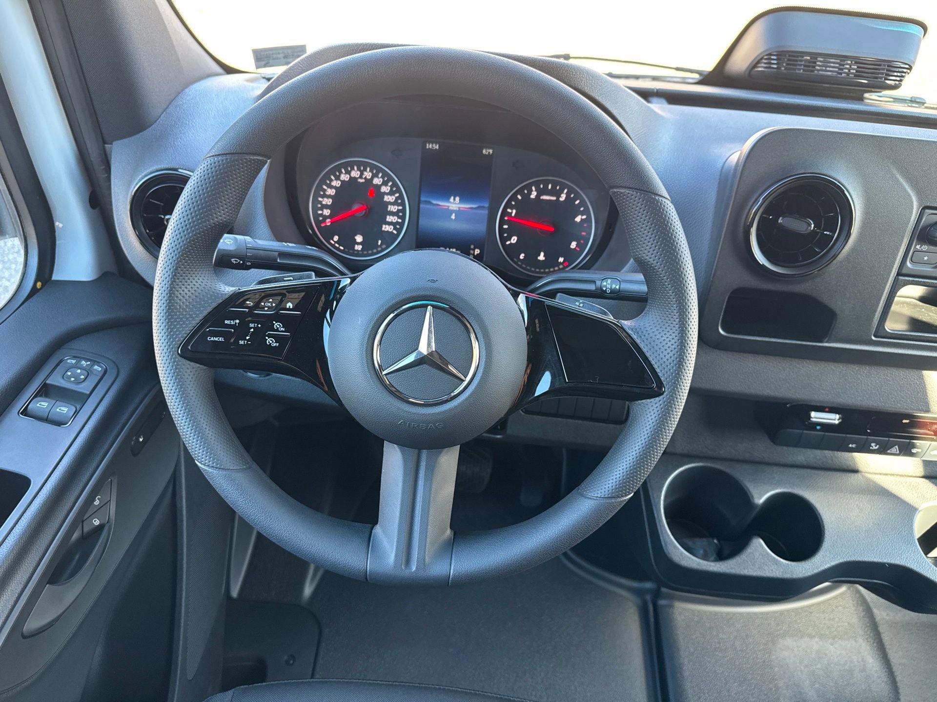 New 2026 Mercedes-Benz Sprinter 2500 image 8