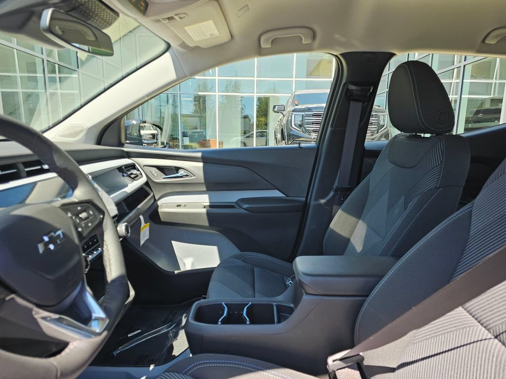 New 2027 Chevrolet Bolt LT w/ Comfort Package FWD image 24