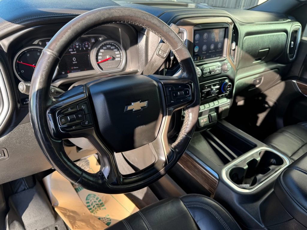 Used 2020 Chevrolet Silverado 2500 High Country w/ Technology Package AWD/4WD image 12