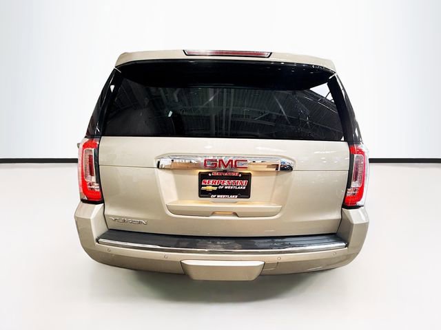 Used 2016 GMC Yukon Denali w/ Enhanced Security Package image 7