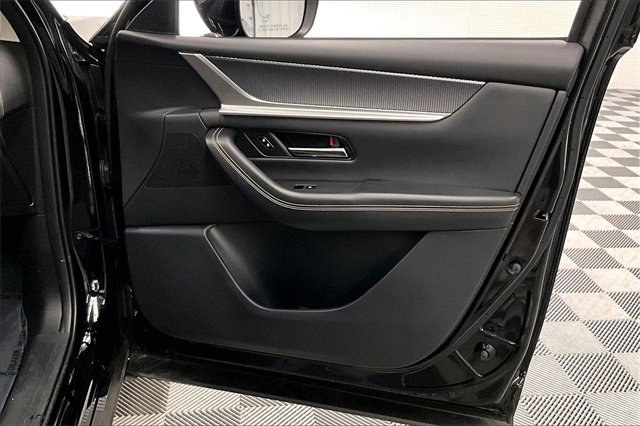 Used 2025 MAZDA CX-70 3.3 Turbo w/ Preferred Package image 19