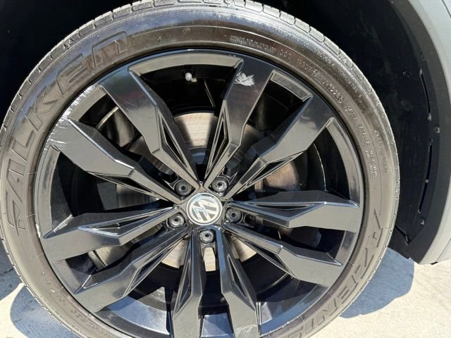 Used 2021 Volkswagen Tiguan SE R-Line AWD/4WD image 99