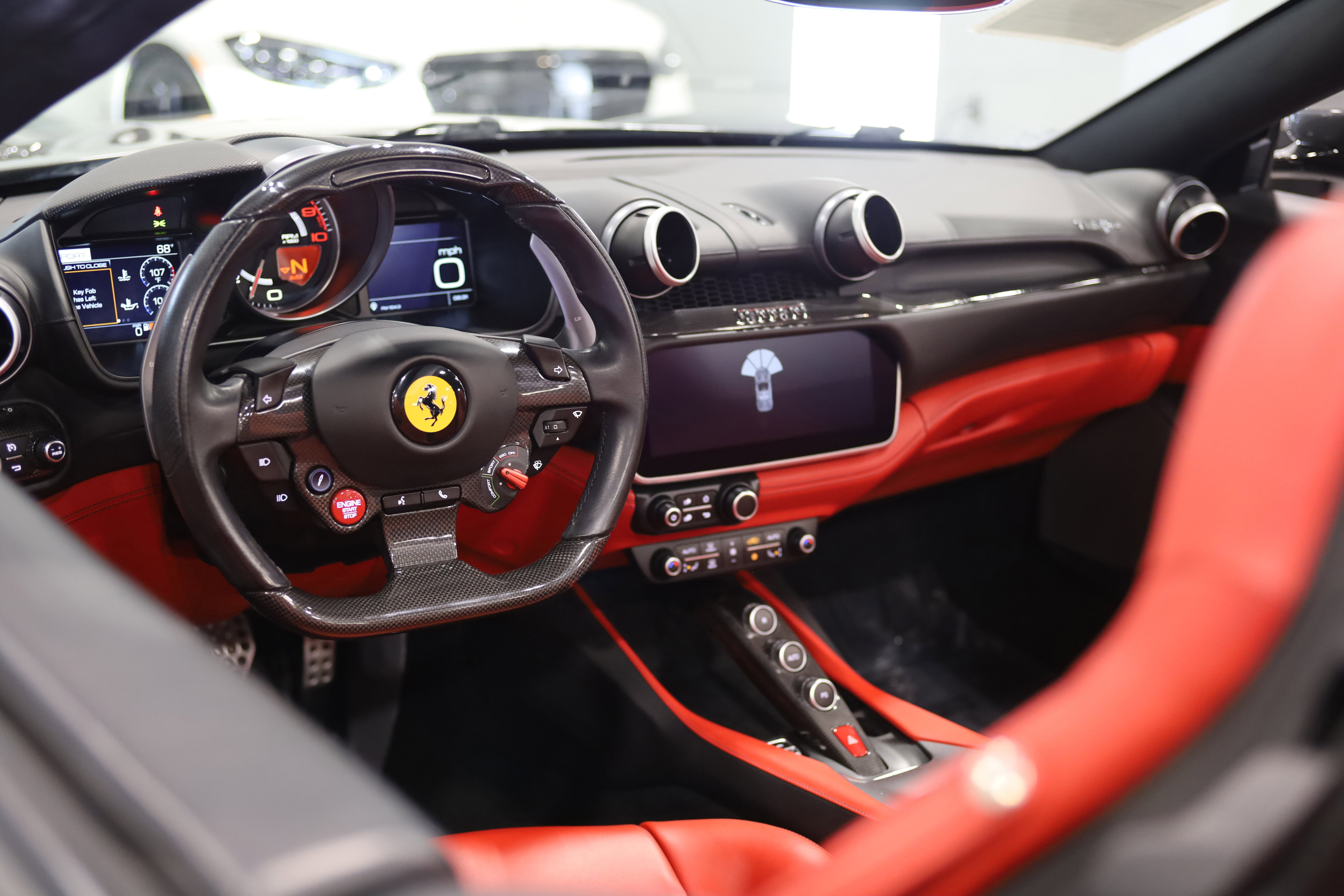 Used 2020 Ferrari Portofino RWD image 35