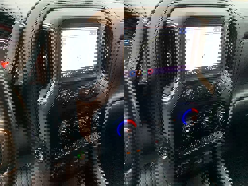 Used 2020 Chevrolet Silverado 2500 High Country w/ Z71 Off-Road Package image 27