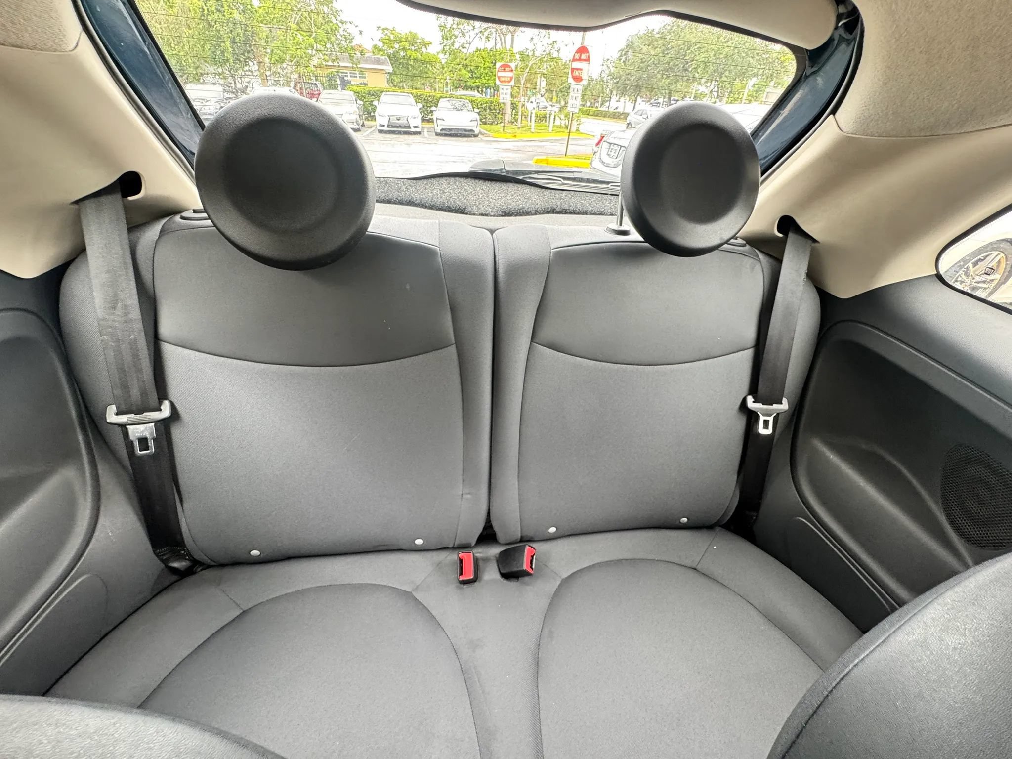 Used 2015 FIAT 500 Pop FWD image 17