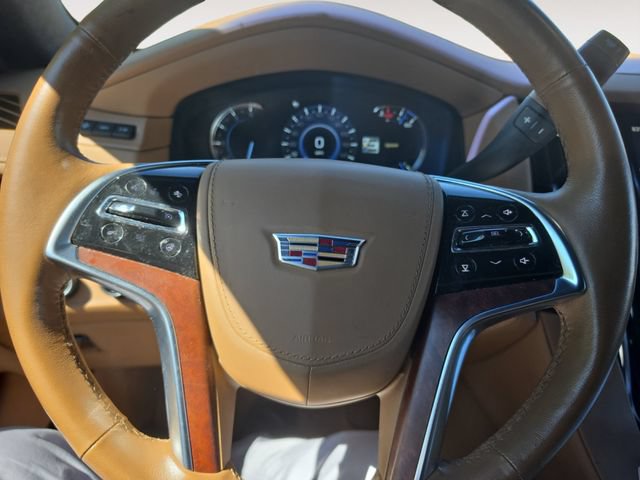 Used 2017 Cadillac Escalade Platinum AWD/4WD image 13