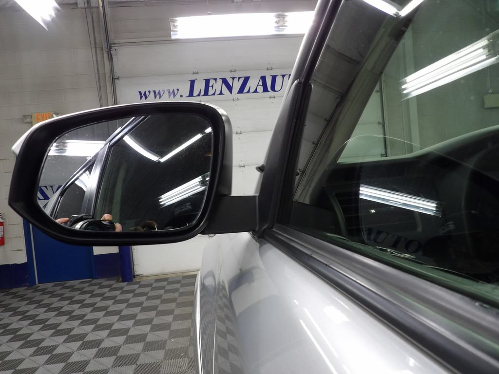 Used 2021 Toyota 4Runner SR5 AWD/4WD image 47