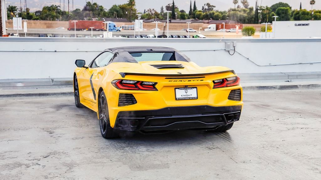 Used 2025 Chevrolet Corvette Stingray Preferred Conv w/ Stealth Interior Trim Package image 7