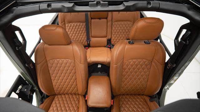 Used 2022 Jeep Wrangler Unlimited Sahara image 13