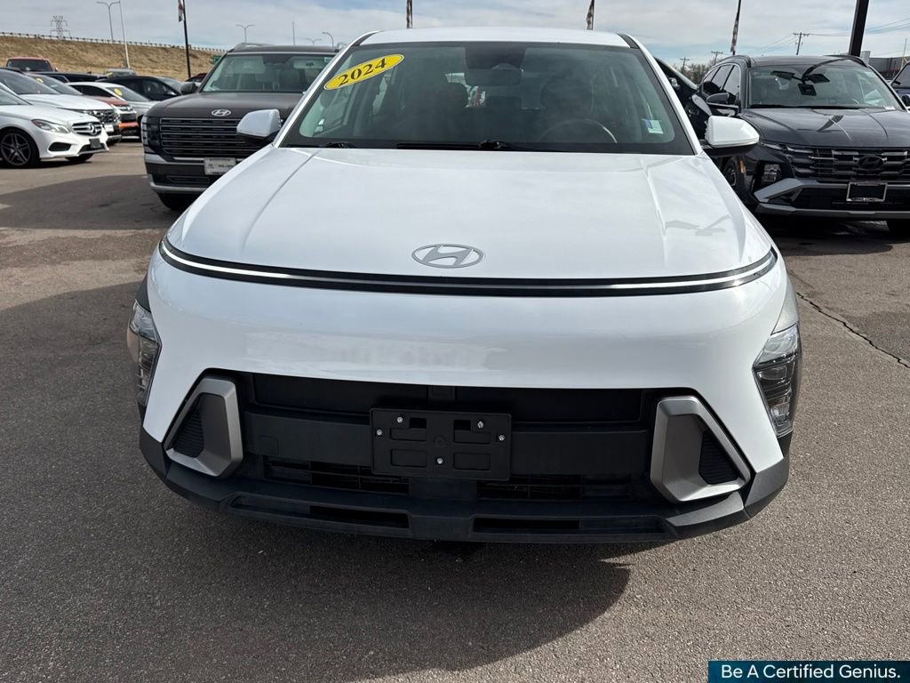 Certified 2024 Hyundai Kona SE image 7