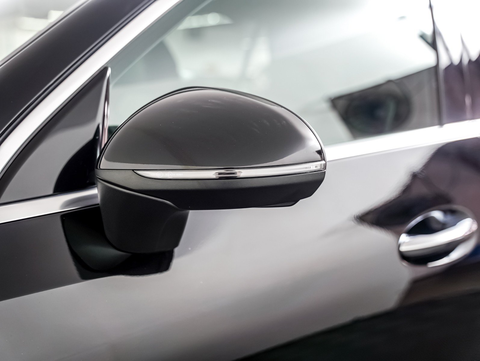 Certified 2025 Mercedes-Benz GLC 350e 4MATIC image 25
