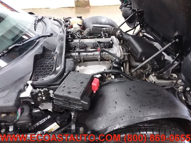 Used 2006 Pontiac Solstice Convertible w/ Premium Package RWD image 9