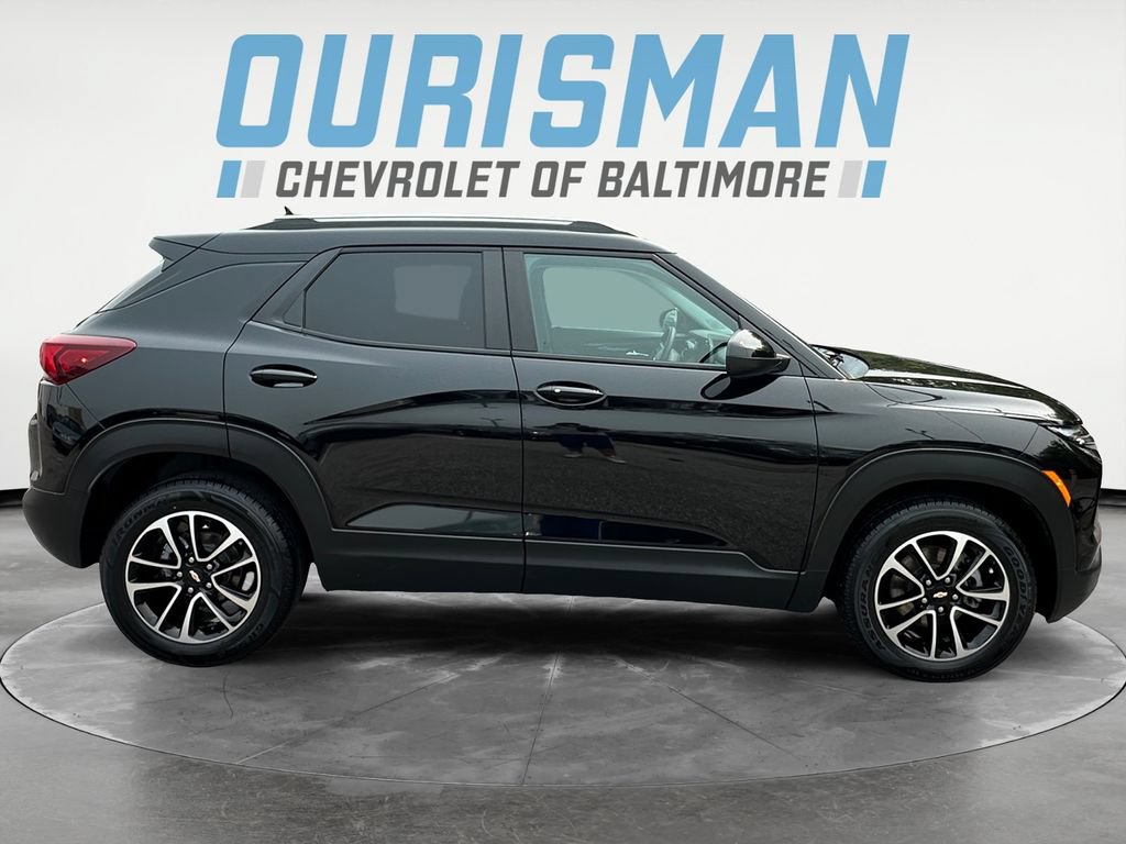 Used 2025 Chevrolet TrailBlazer LT FWD image 7