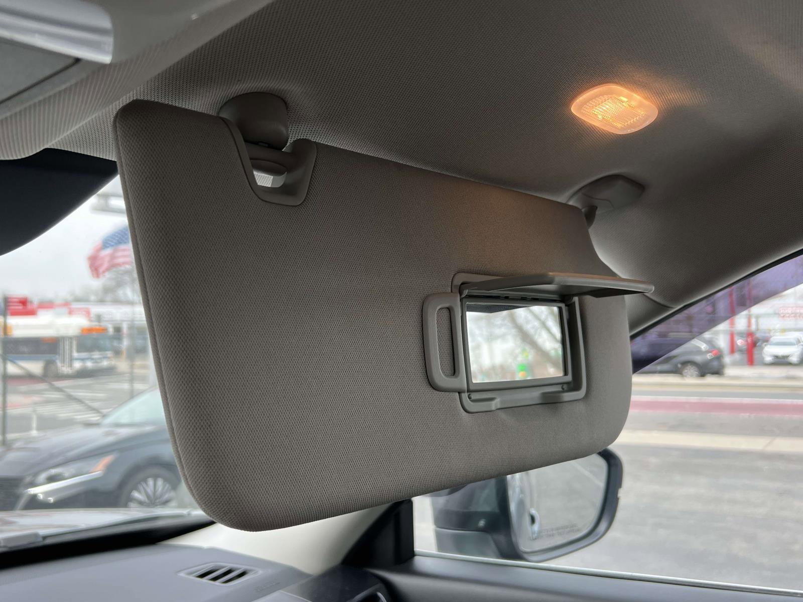 Used 2022 Nissan Pathfinder SV w/ SV Premium Package image 36