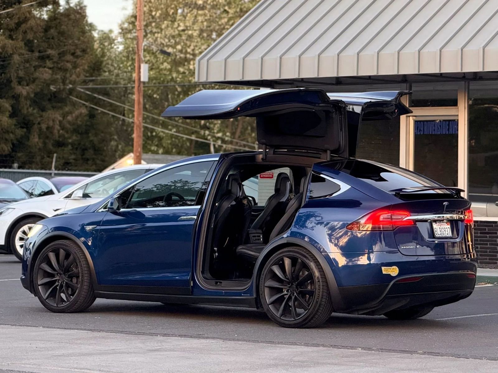 Used 2016 Tesla Model X 90D image 7