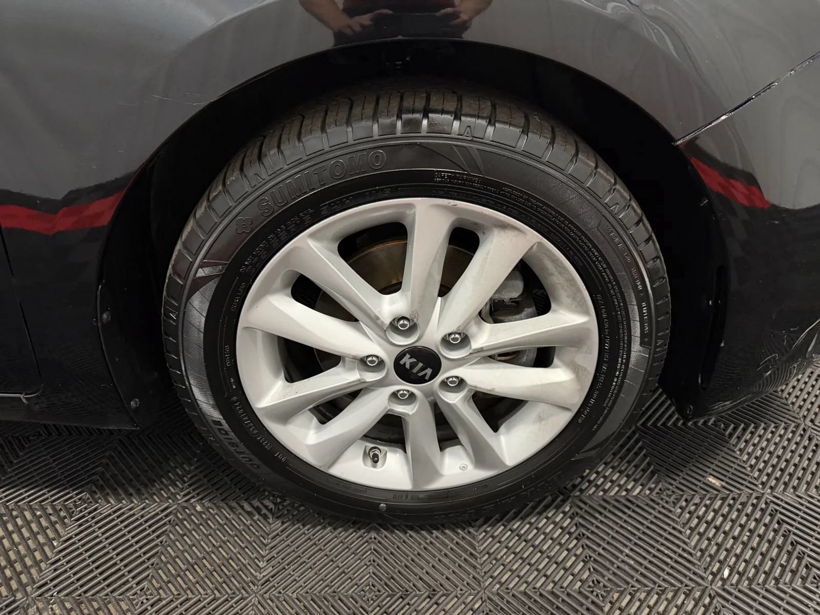 Used 2017 Kia Forte LX w/ LX Popular Plus Package FWD image 18
