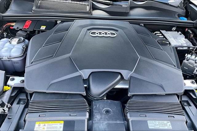 Used 2023 Audi Q8 Premium Plus AWD/4WD image 34