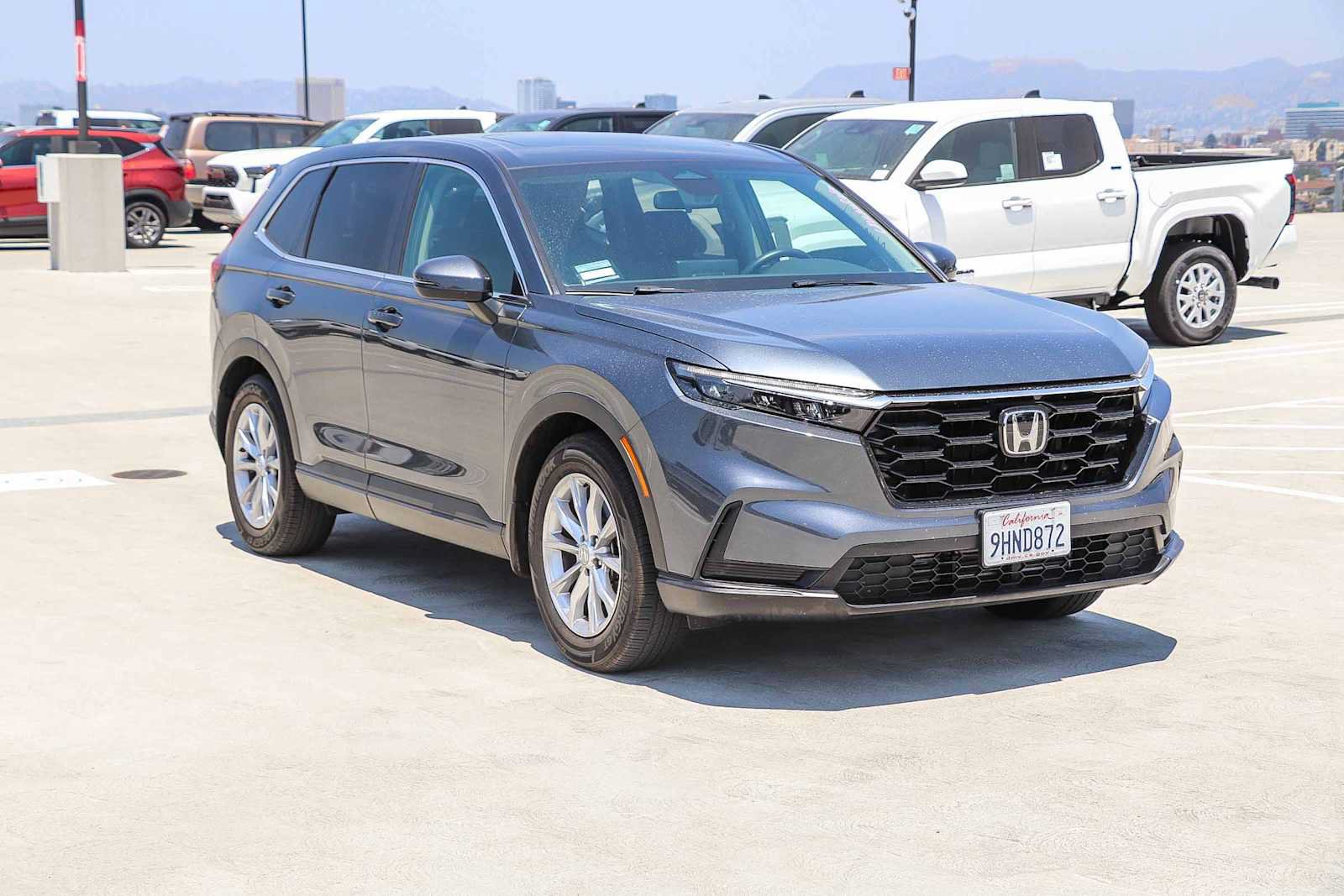 Used 2024 Honda CR-V EX image 3