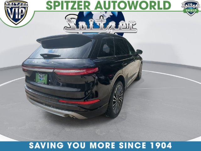 Used 2022 Lincoln Corsair AWD w/ Premium Package image 16