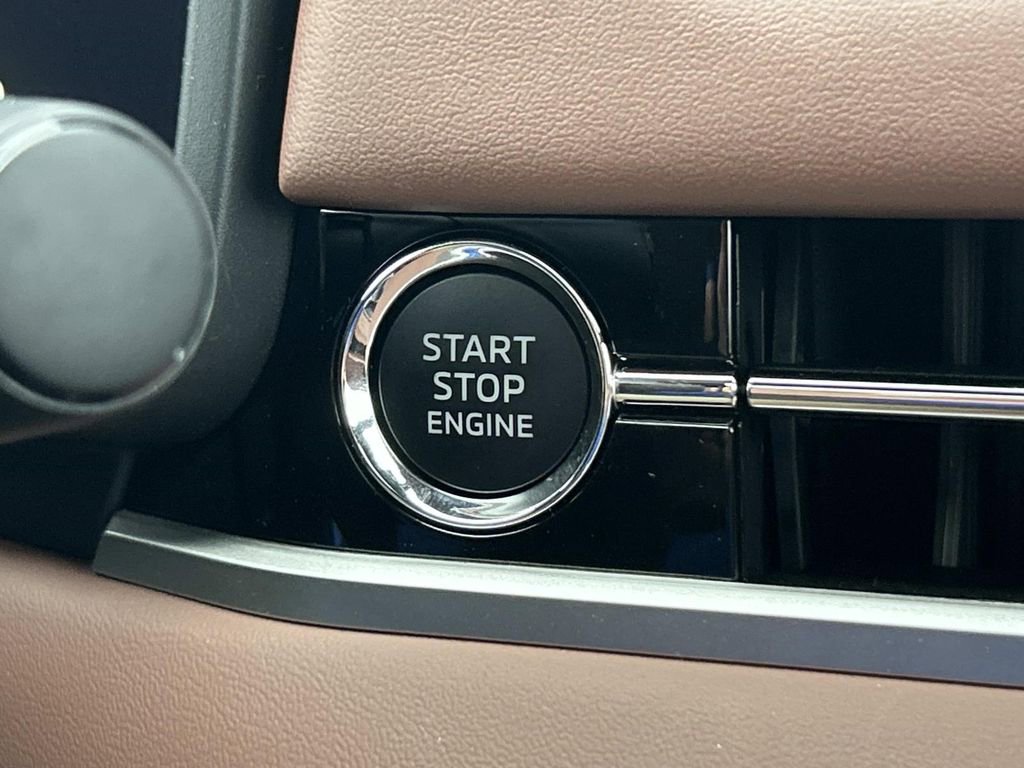 New 2026 Mitsubishi Outlander AWD image 35