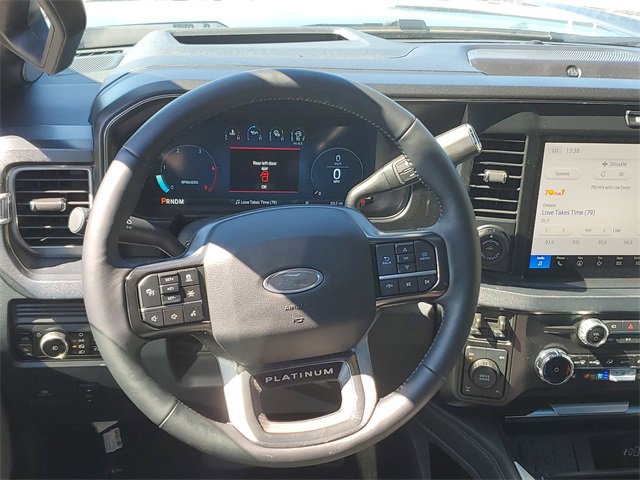 Used 2025 Ford F250 Platinum image 11