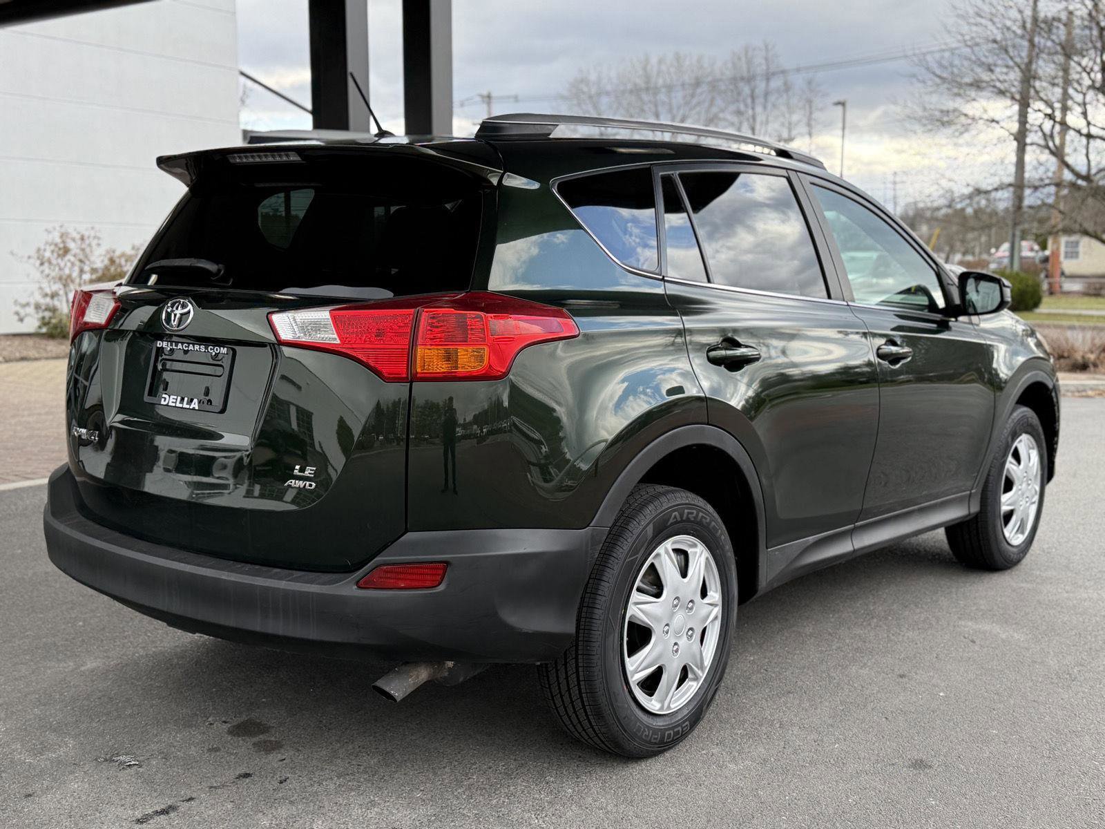 Used 2013 Toyota RAV4 LE image 5