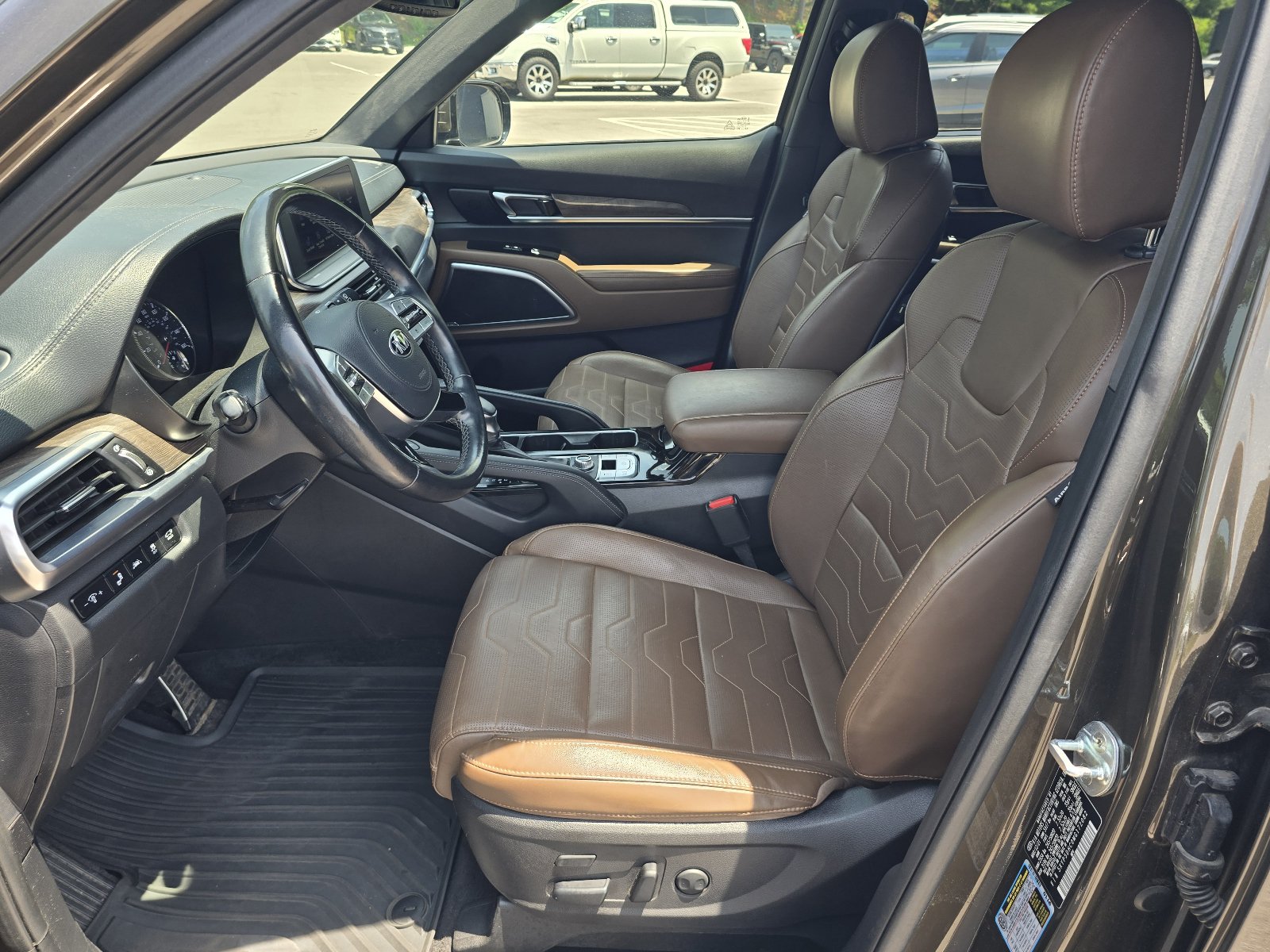 Used 2021 Kia Telluride SX w/ SX Prestige Package AWD/4WD image 13