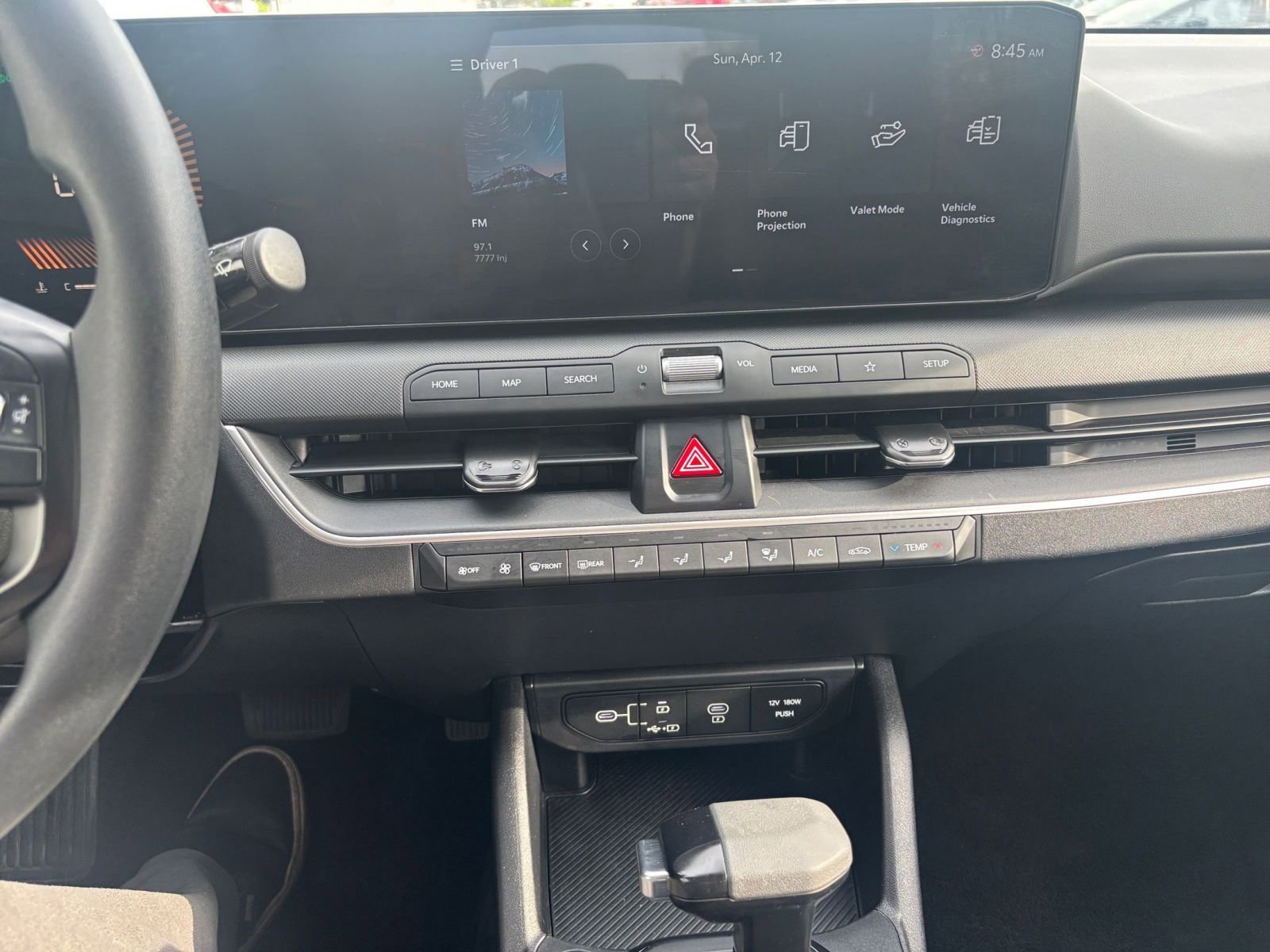 Used 2025 Kia K4 LXS image 18