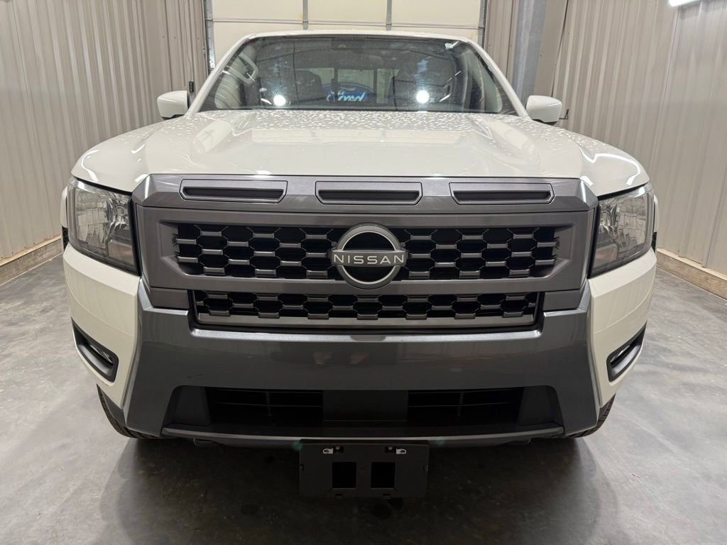 Used 2025 Nissan Frontier SV w/ SV Convenience Package AWD/4WD image 2