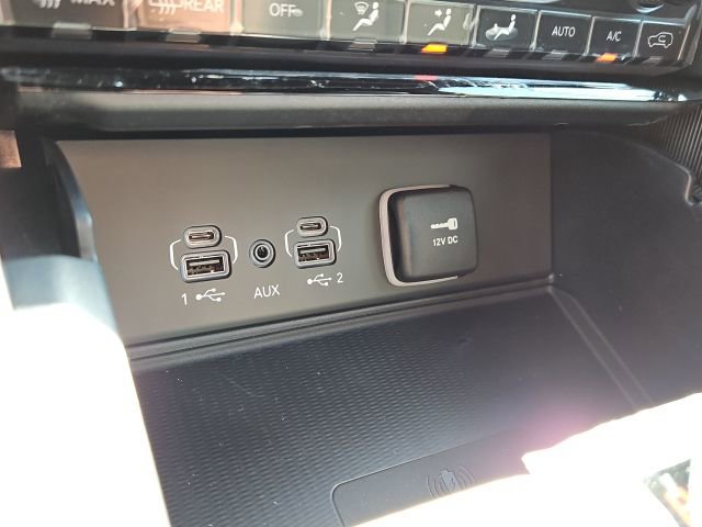 New 2025 Jeep Grand Cherokee Limited w/ Luxury Tech Group II image 43