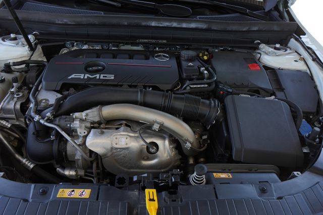 Certified 2022 Mercedes-Benz GLB 35 AMG 4MATIC image 32