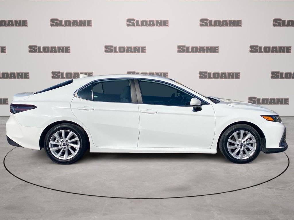 Used 2024 Toyota Camry LE image 6
