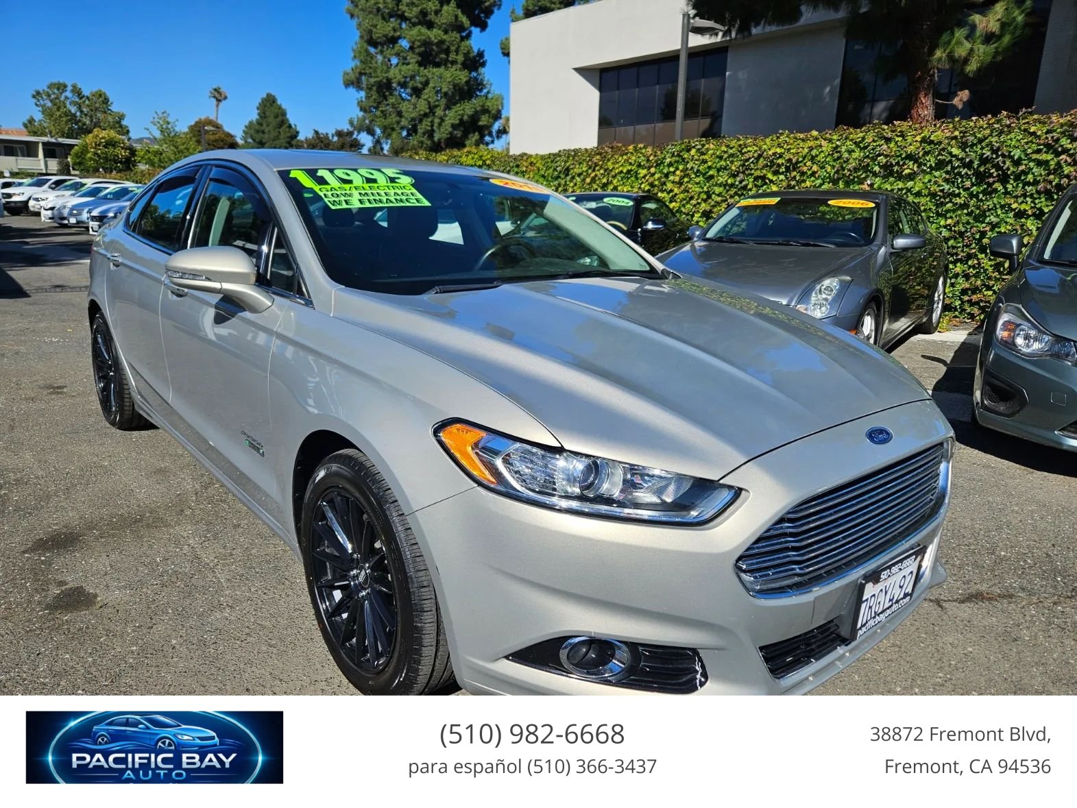 Used 2015 Ford Fusion Energi Titanium FWD image 1