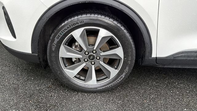 Certified 2024 Ford Escape Platinum AWD/4WD image 11
