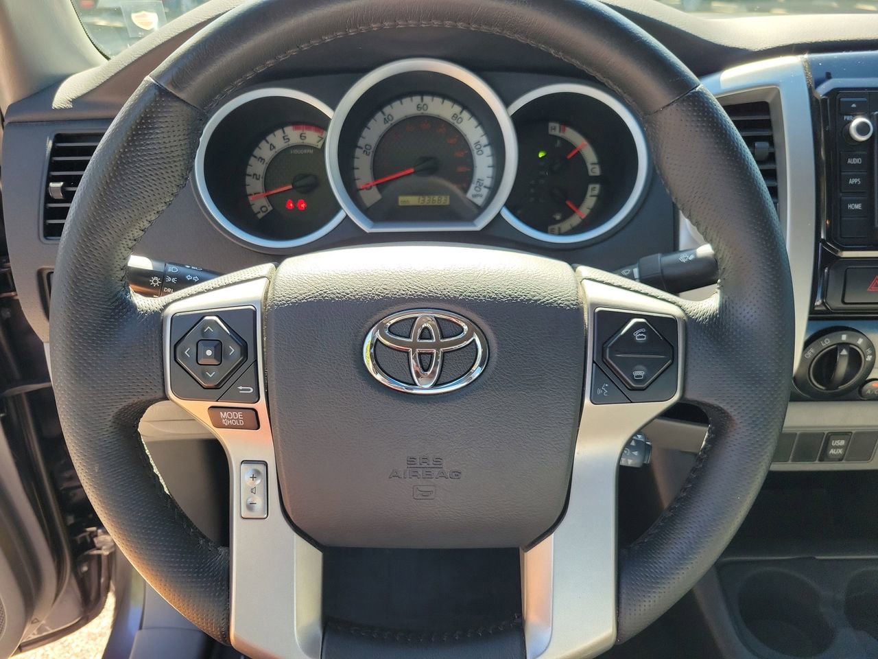 Used 2015 Toyota Tacoma PreRunner w/ SR5 Package image 13