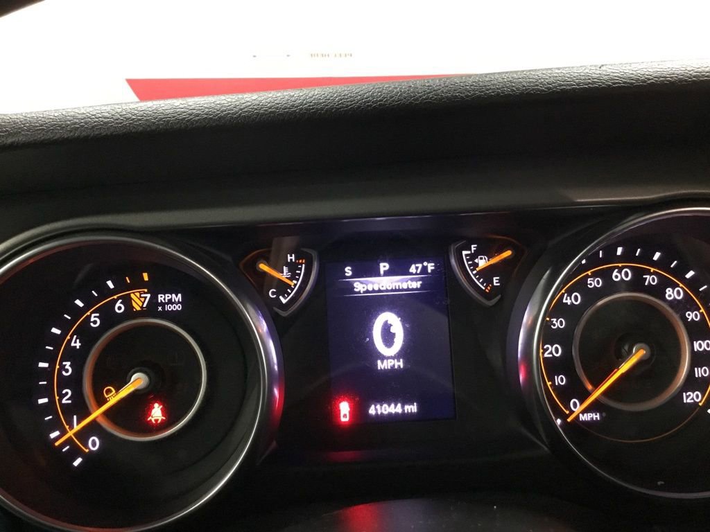 Used 2021 Jeep Gladiator Sport image 29